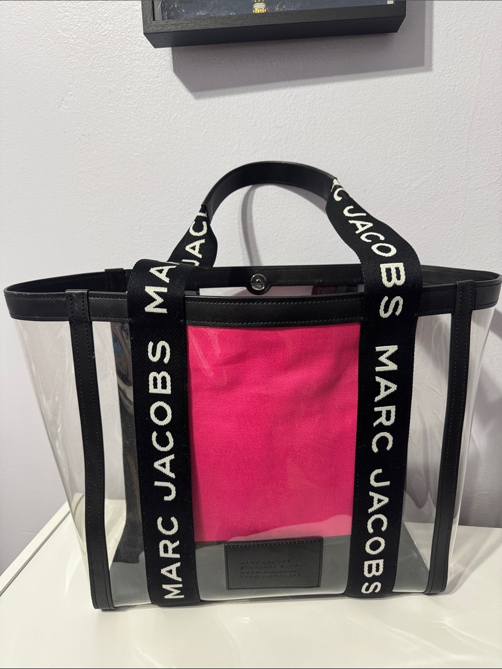 Marc Jacobs The Clear Large Tote Black PVC Hot Pink Pouch - Picture 4 of 4